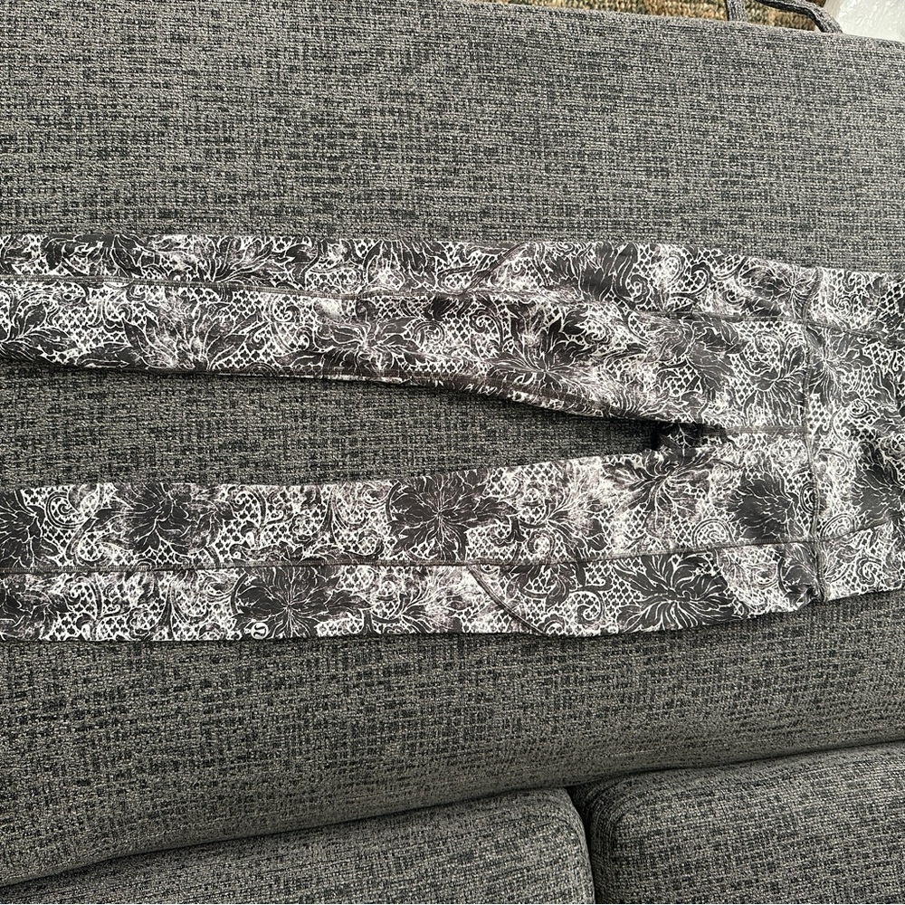 Lululemon Athletica Gray Textured Pants